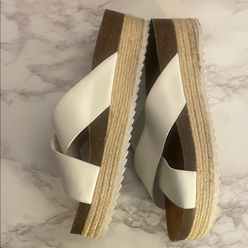 Gianni Bini White Crisscross Platform Slide Sandals - Picture 3 of 4